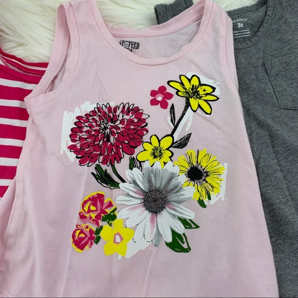 Tank top bundle - 4T - stripes/flowers/solids - Picture 3 of 10